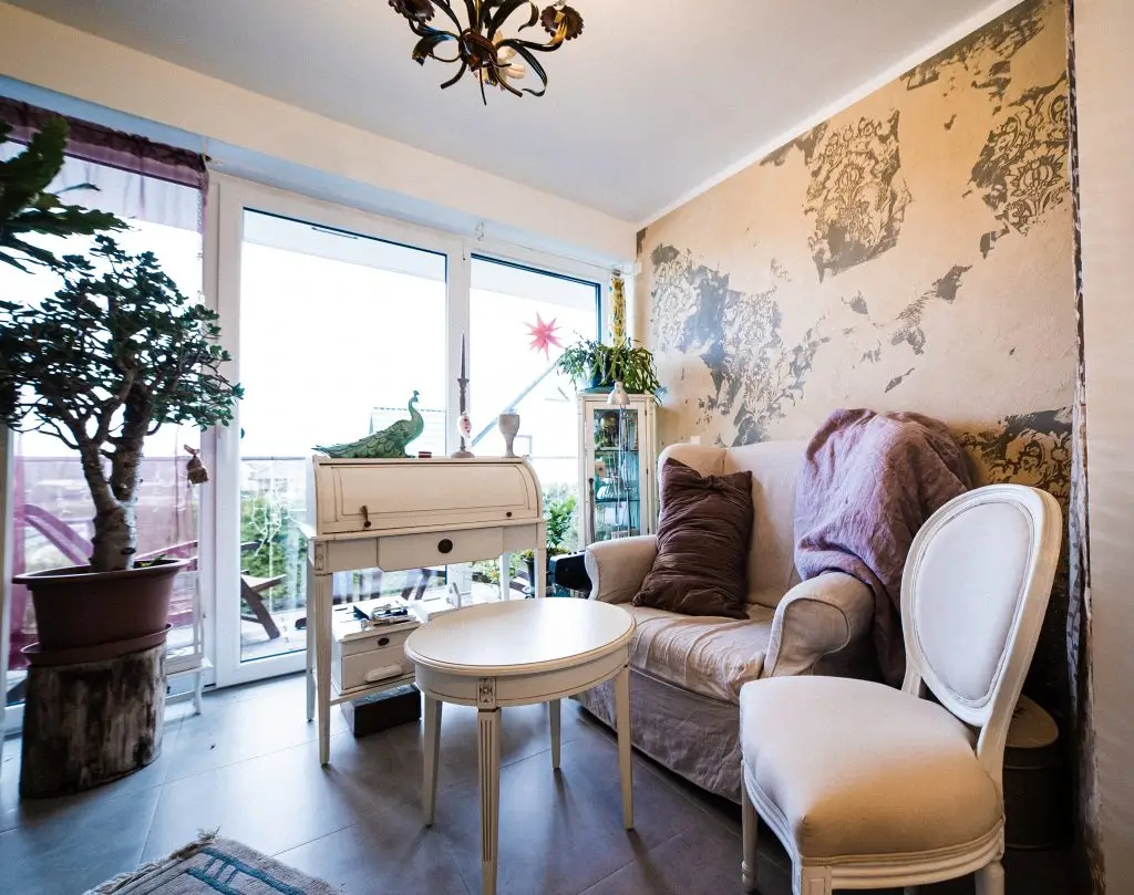 Damenzimmer Wandgestaltung
